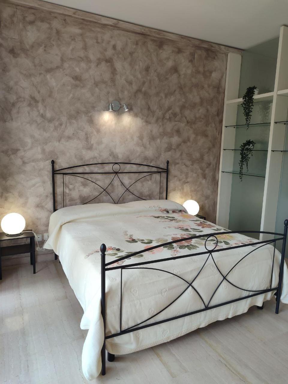 Italia House Apartment *